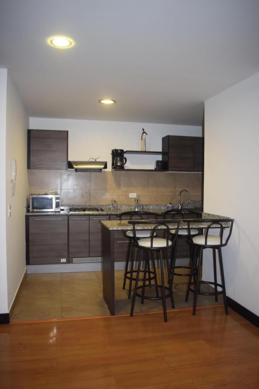 Deluxe Apartment Metroplaza กีโต ภายนอก รูปภาพ